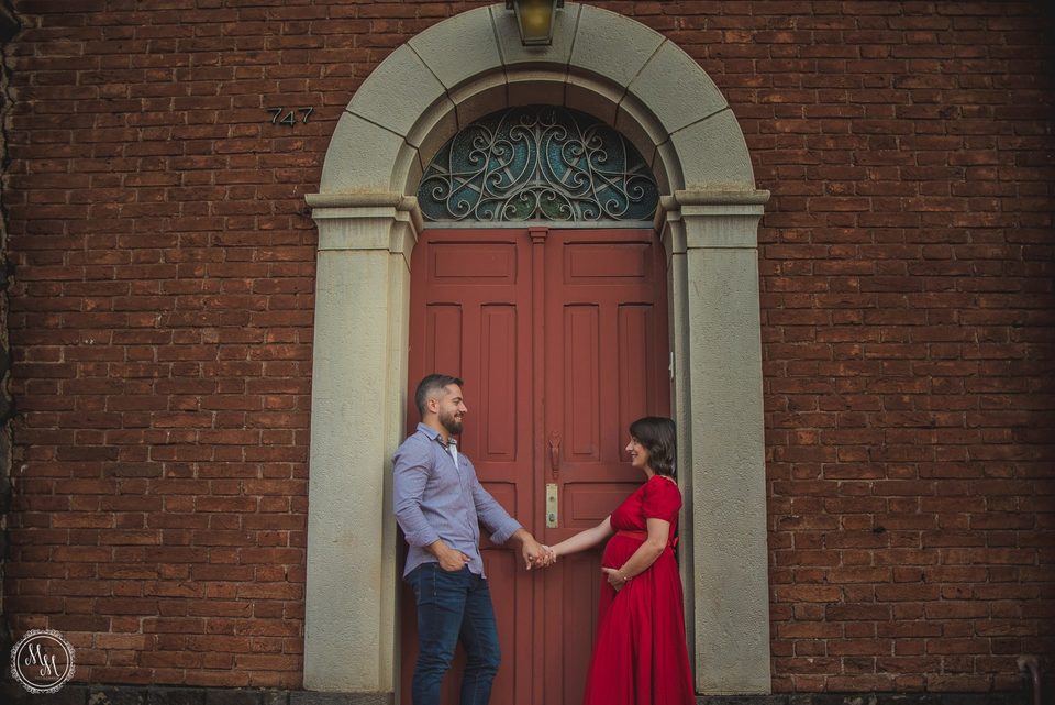 Flávia e Felipe • Ensaio de Gestante em Ribeirão Preto SP - Igreja Matriz Santo Antônio