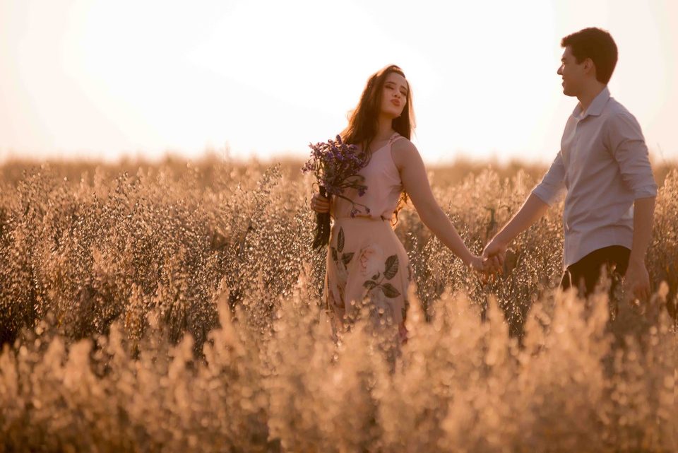 Bruna e Túlio - Ensaio Pré Wedding em Holambra-SP