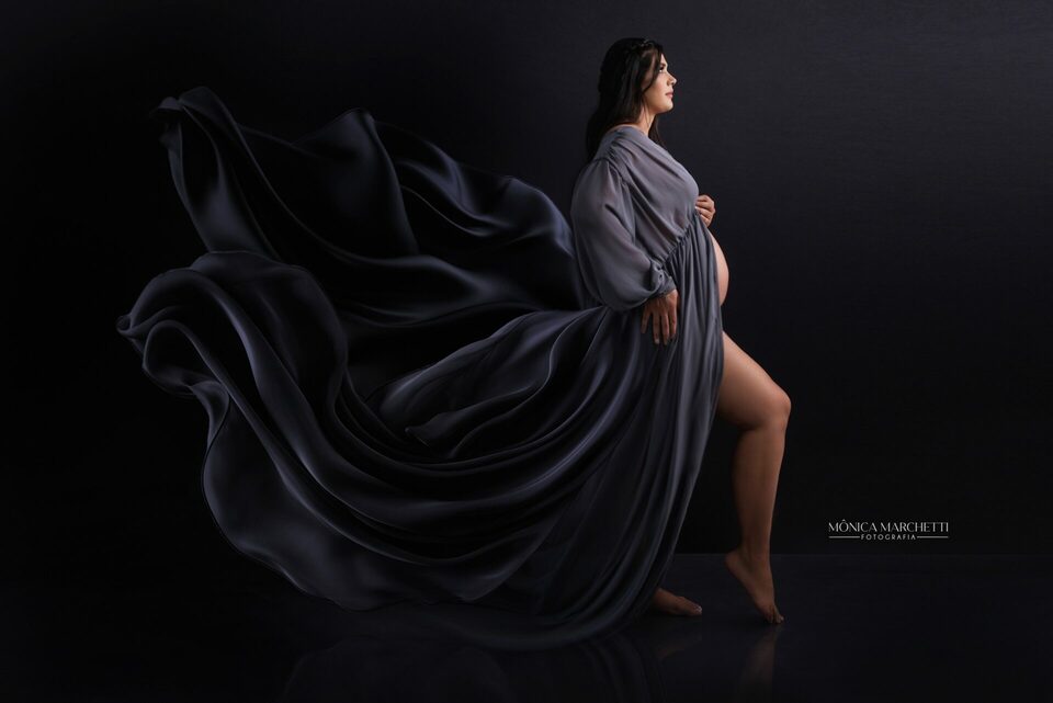 Jaqueline • Ensaio de Gestante em Estúdio - Pradópolis - SP